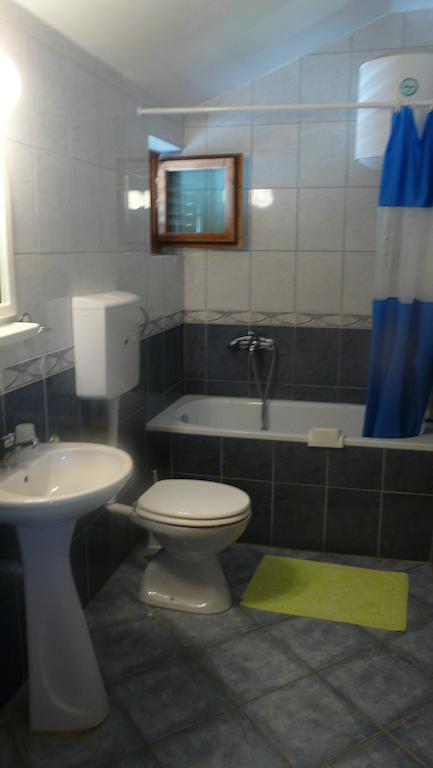 Guest House Zivkovic スヴェティ・ステファン 部屋 写真